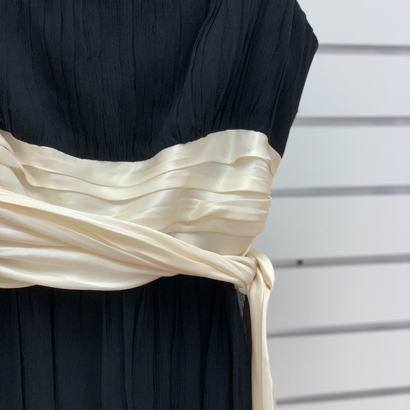 BCBG Silk Chiffon Gown with Silk Sash - Picture 3 of 4